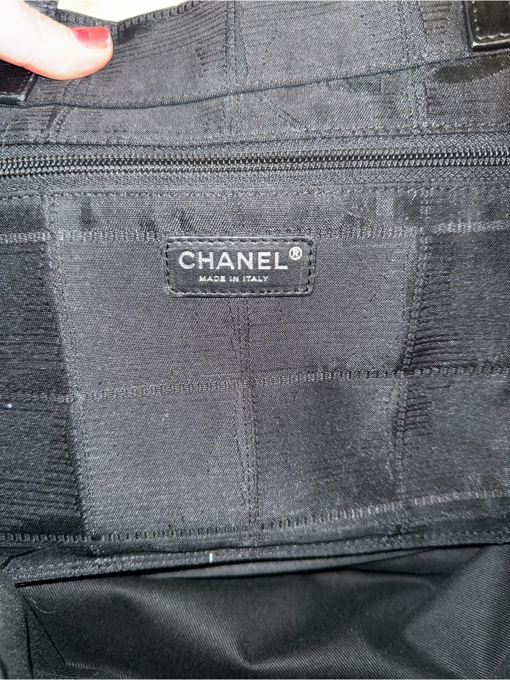 Chanel Black Travel Line Large Tote with OG Authenticity Card - Picture 4 of 8